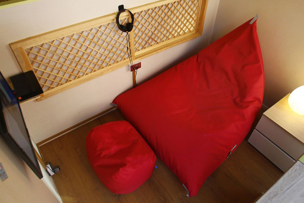 Bean bags in a nap cafe Shim Story in busy districts of Gangnam, southern Seoul, offers the comfort of home. Photo: Captured from homepage