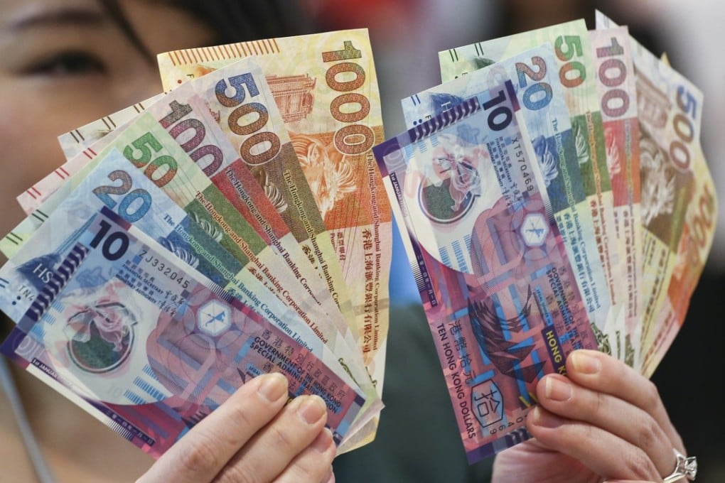More than 100 species of potentially hazardous bacteria have been found on HK$20 banknotes. Other notes are likely to be similarly affected, except for polymer banknotes such as the HK$10 bill, which are less susceptible. Picture: SCMP