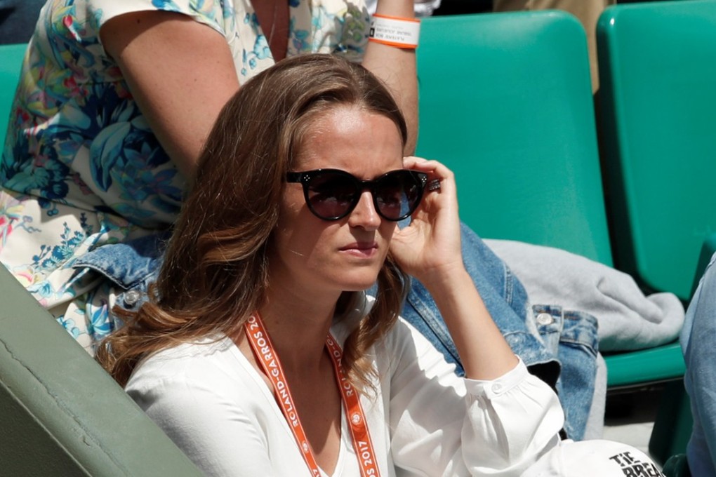 Kim Sears watches Andy Murray’s semi-final match against Stan Wawrinka at the French Open. Photo: Reuters