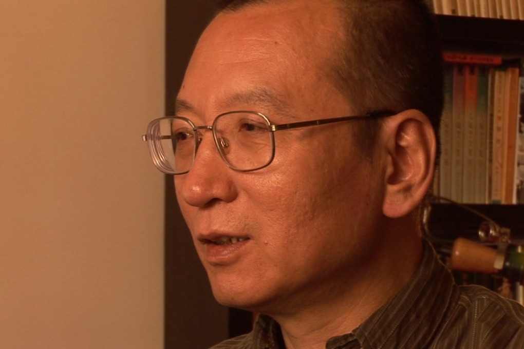 Nobel laureate Liu Xiaobo can be moved safely for treatment overseas, two foreign doctors say. Photo: Handout