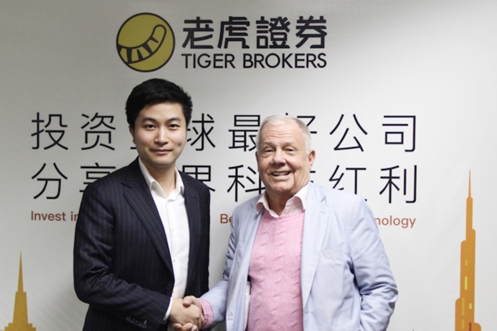 Tiger Brokers’ chief executive Wu Tianhua (left) and US investment guru Jim Rogers. Photo: Handout