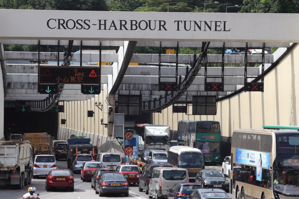 The government is hoping to speed up clearance of tunnel or highway toll booths. Photo: Bruce Yan