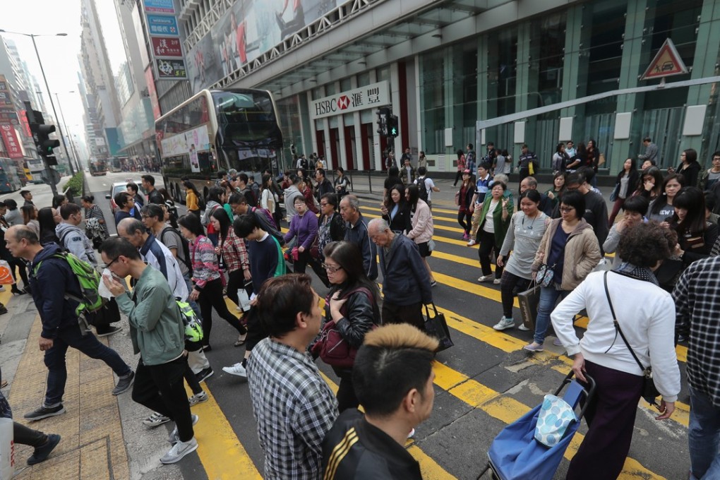 Battling through congested streets is a daily sport for Hongkongers. Photo: Edward Wong