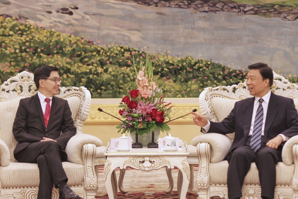 Chinese Vice-President Li Yuanchao (right) with Eddy Li Sau-hung, head of the Chinese Manufacturers’ Association, last month in Beijing. Photo: Simon Song