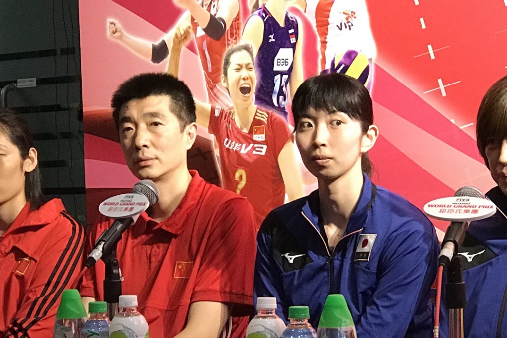 (eft to right): China player Zhu Ting and her coach An Jiajie; Japan captain Nana Iwasaka and coach Kumi Nakada. Photo: Chan Kin-wa