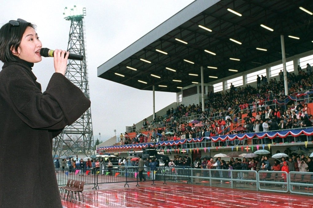 Karen Tong Po-yu sang at the anti-drug campaign in the Yuen Long stadium in 1996. Photo: SCMP