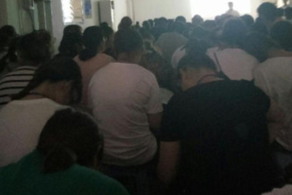 Some 300 interns were crammed into a 150 square metre room for training, the student told the news website K618.cn. Photo: Handout