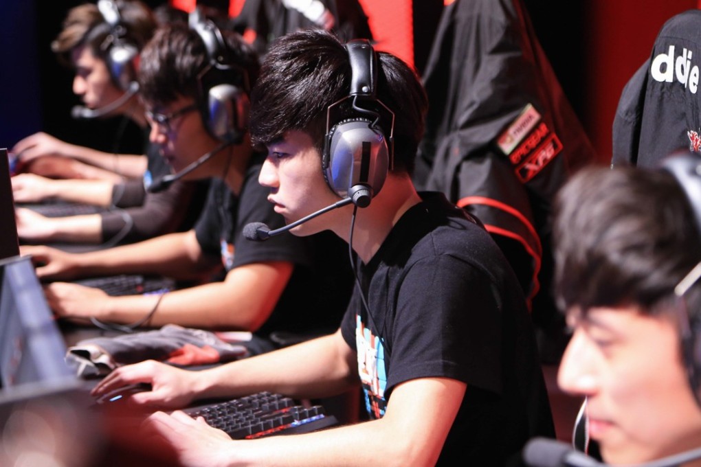 The global e-sport industry is expected to grow from roughly US$327 million in revenue last year to US$874 million by 2021. Photo: Ben Sin