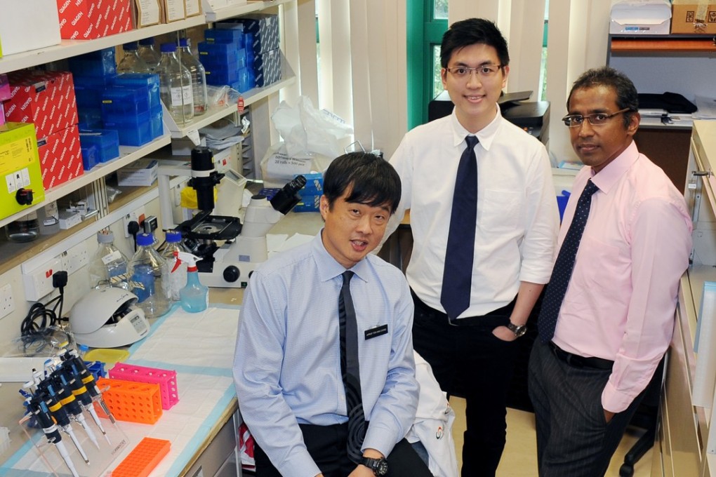Toh Han Chong (left), deputy director of the National Cancer Centre Singapore; research fellow at the centre Timothy Shuen (centre); and Professor Yogen Saunthararajah of Cleveland Clinic. Photo: National Cancer Centre Singapore