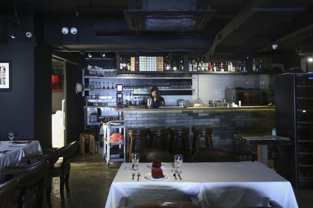 The interior of Hollywood 49 in Central is dark and spacious. Photo: Jonathan Wong