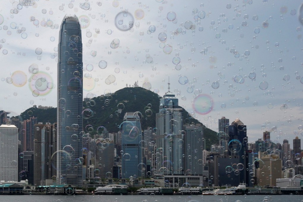 The report said Hong Kong export orders from the mainland recorded their largest increase since February 2014. Photo: Reuters