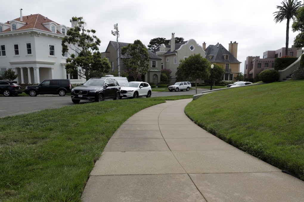 Lined with towering palm trees and multimillion dollar mansions, the street has been home, over the years, to famous residents including Senator Dianne Feinstein and House Democratic leader Nancy Pelosi. Photo: AP