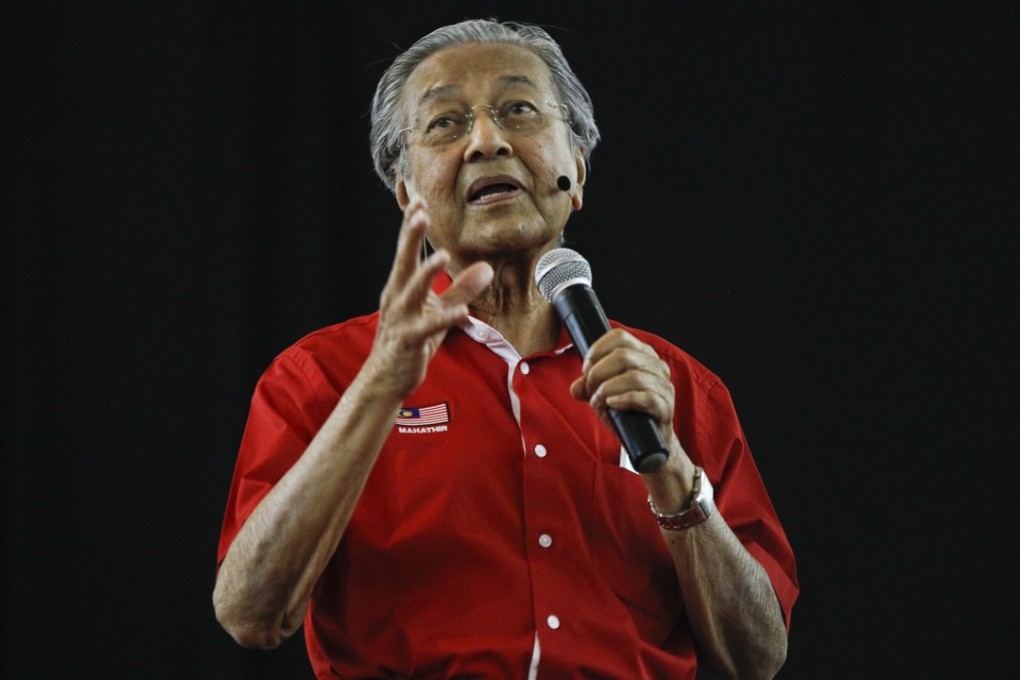Malaysia’s former prime minister, Mahathir Mohamad, speaks in Shah Alam. Photo: AP