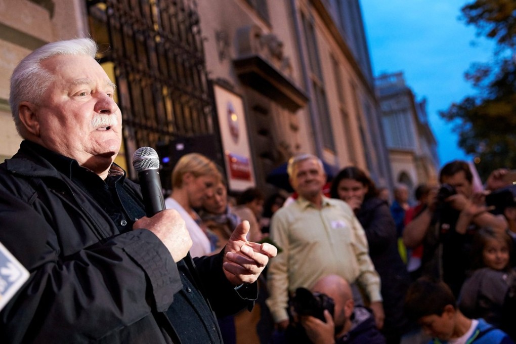 Former Polish President Lech Walesa speaks during a protest against judicial reforms in Gdansk on July 25. Photo: Reuters