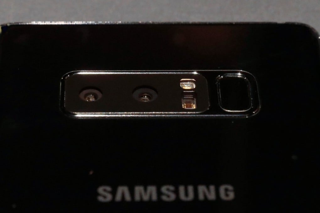 Dual camera lenses are seen on the new Galaxy Note 8 smartphone during the company's launch event in New York City, on August 23, 2017. Photo: Reuters