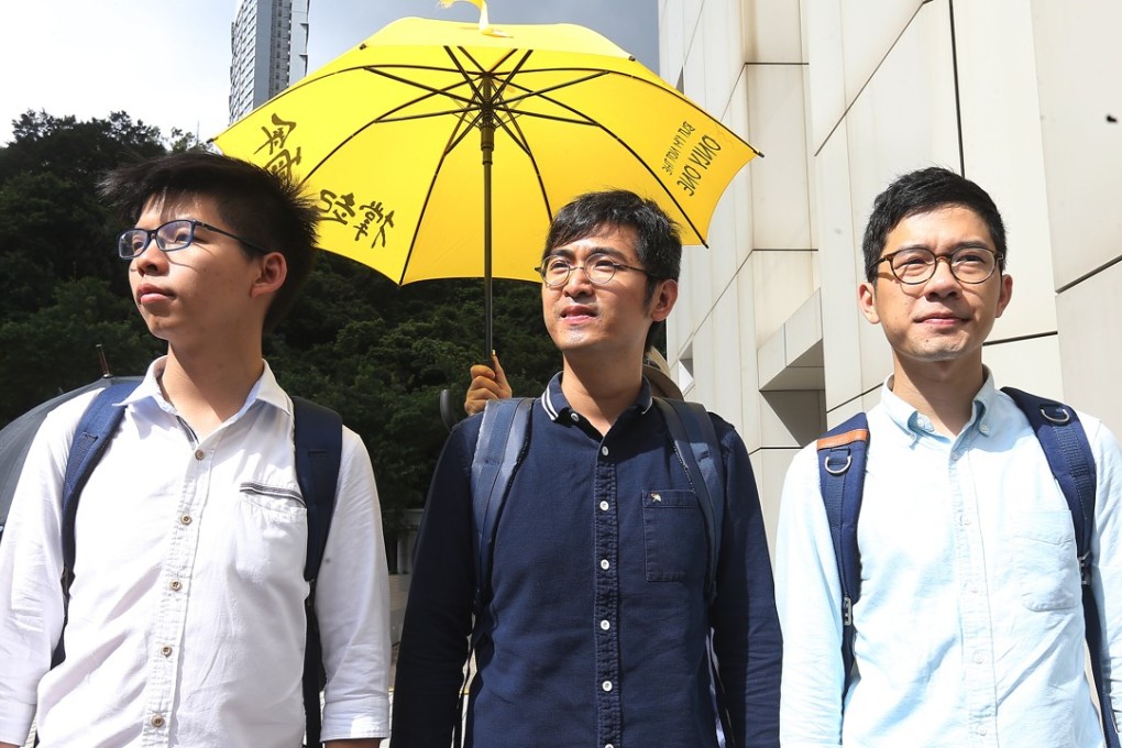 (From left) Activists Joshua Wong Chi-fung, Alex Chow Yong-kang and Nathan Law Kwun-chung appear at the High Court. Photo: Dickson Lee