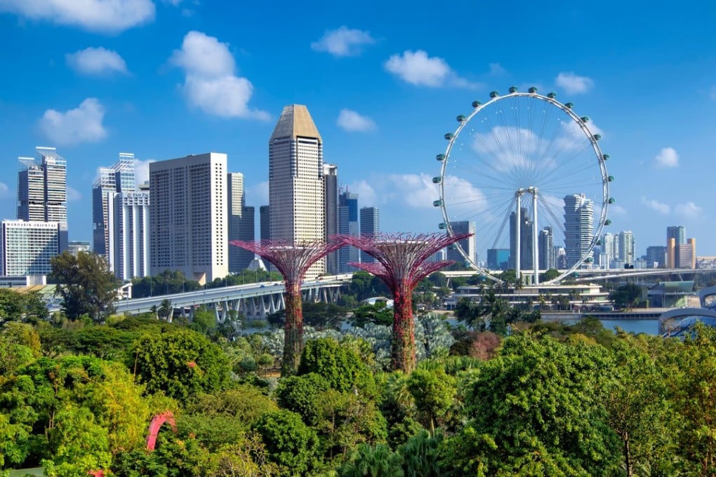 Singapore has many interesting tourist attractions and things to do that are just a short journey from the airport. Photo: Alamy