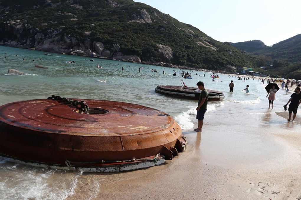 A beach raft that washed ashore in Shek O after Severe Tropical Storm Pakhar hit Hong Kong on Sunday. Phone: Nora Tam