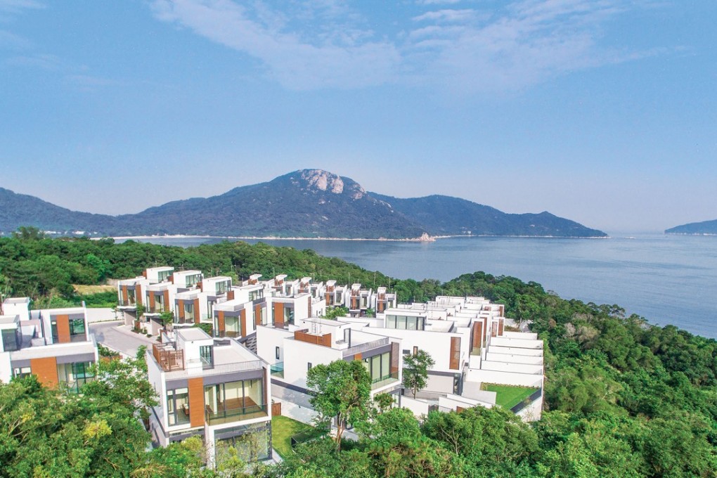 Whitesands, opposite Cheung Sha beach, is in a beautiful location, close to pristine beaches and scenic hiking trails.