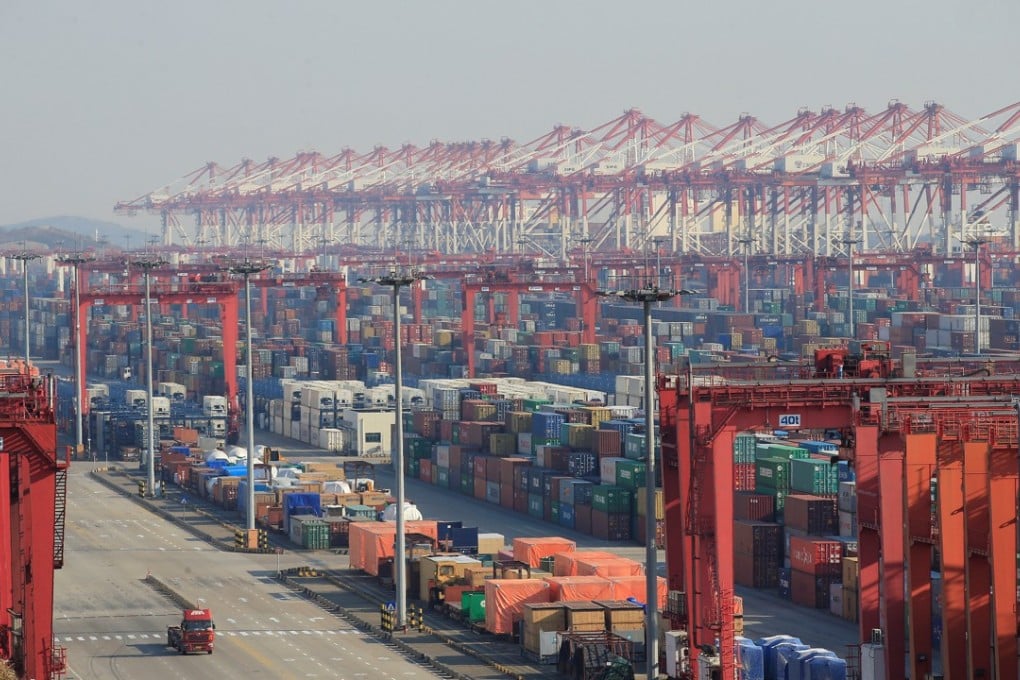 Containers at the Yangshan Deep Water Port, part of the Shanghai Free Trade Zone, in Shanghai, China, February 13, 2017. Photo: Reuters