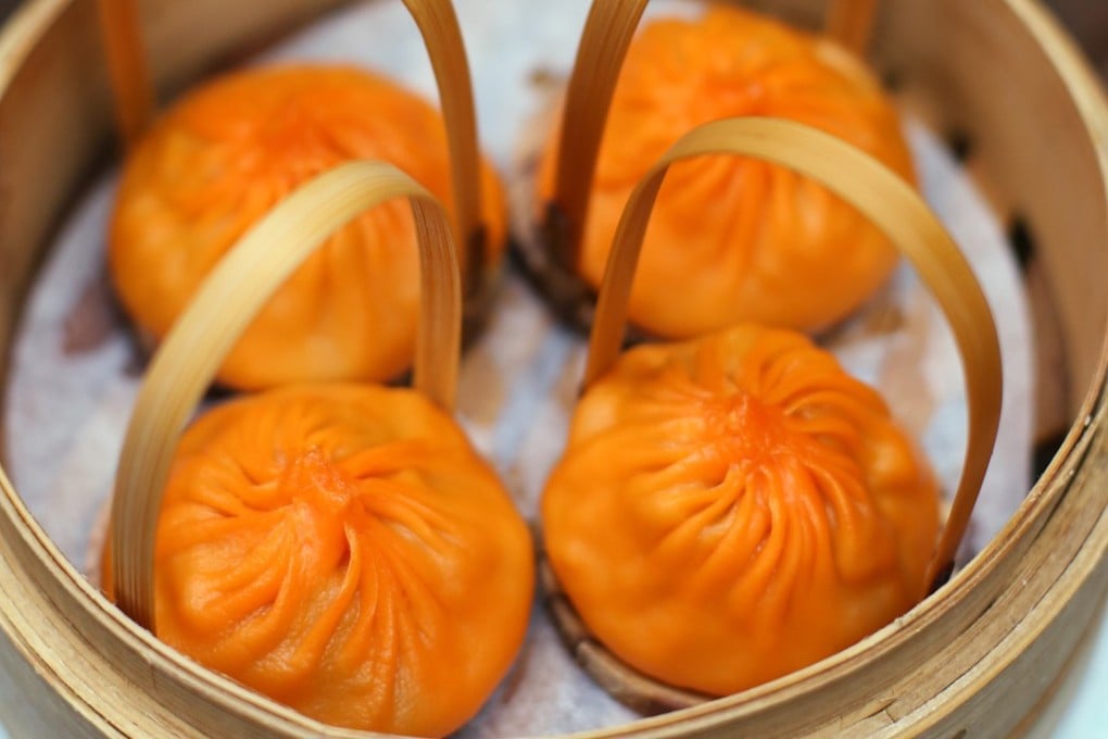 Spicy dumplings at Mott32