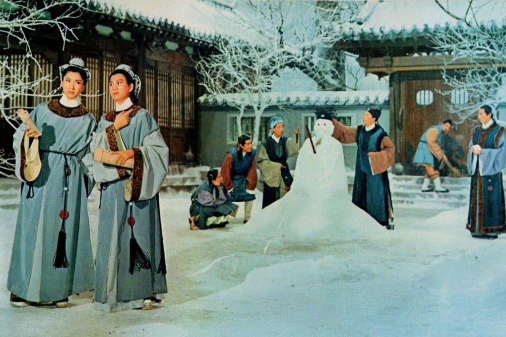 Betty Loh Ti (left) and Ivy Ling Po in The Love Eterne (1963).