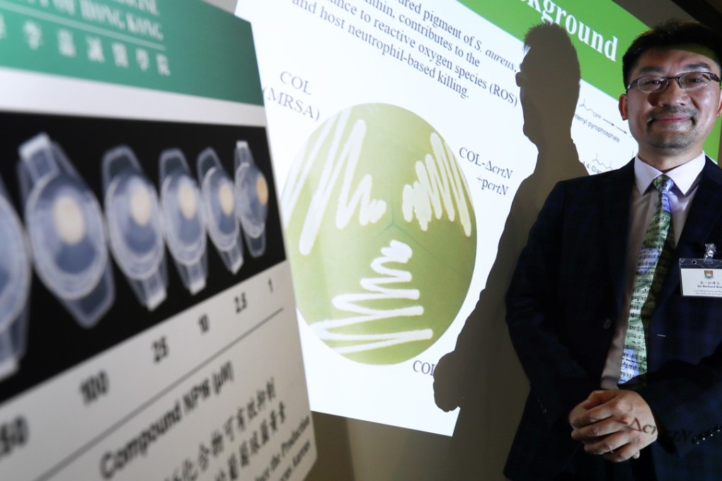 HKU associate professor Dr Richard Kao Yi-tsun announcing the discovery of non-antibiotic drugs in Pok Fu Lam on Thursday. Photo: Nora Tam