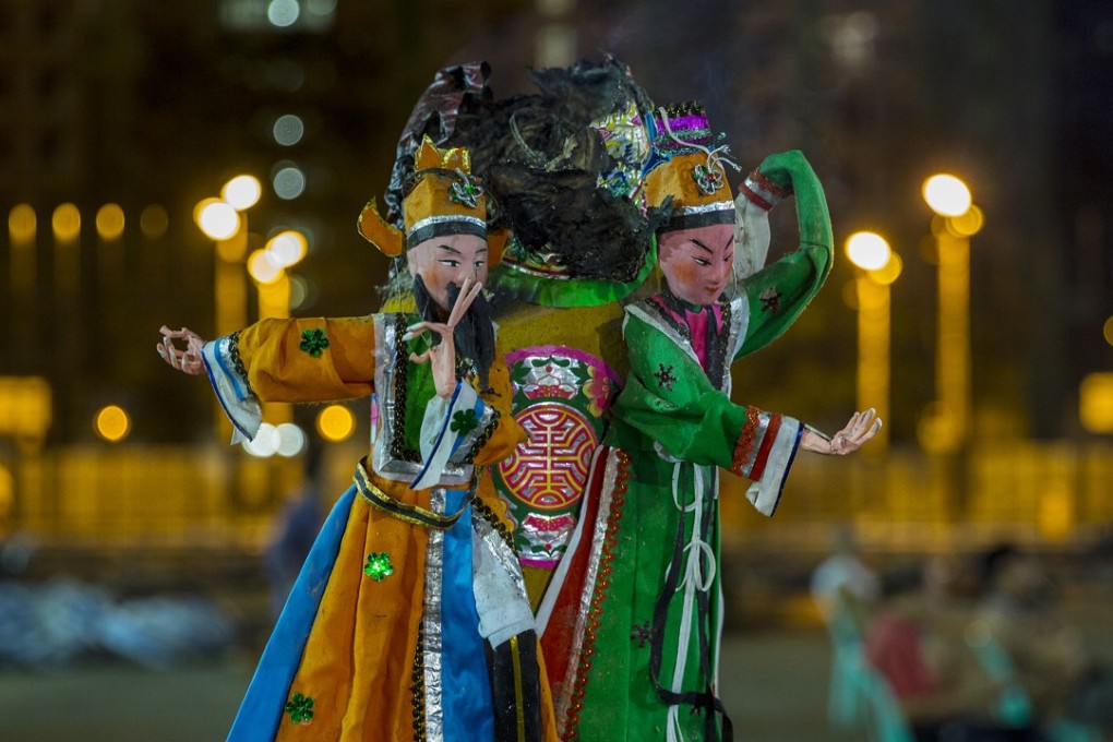 Incense being burned at the Chinese Hungry Ghost Festival in Wong Tai Sin, Hong Kong. Photo: Sam Tsang