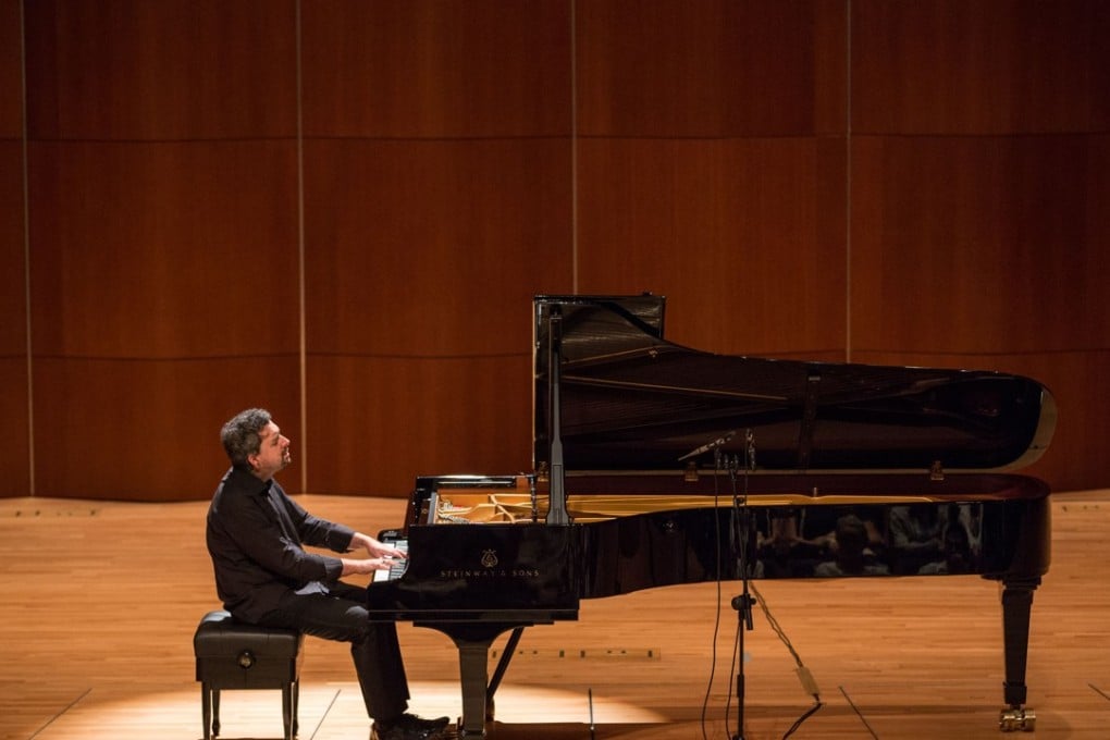 Konstantin Lifschitz will play all of Beethoven’s 32 piano sonatas.
