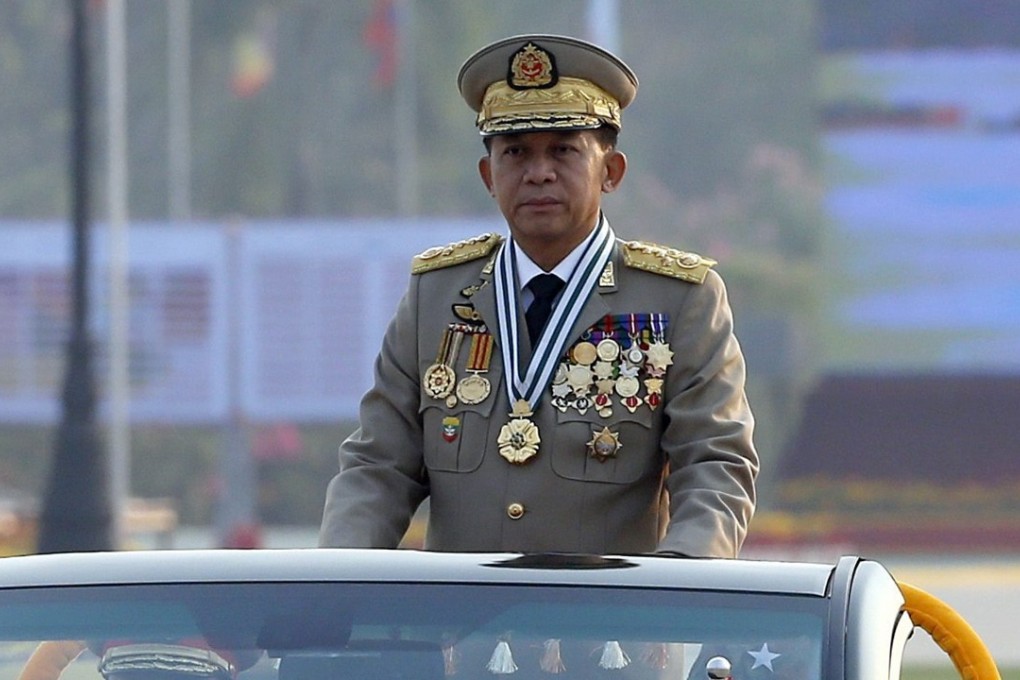 Myanmar Senior General Min Aung Hlaing inspects troops. Photo: EPA