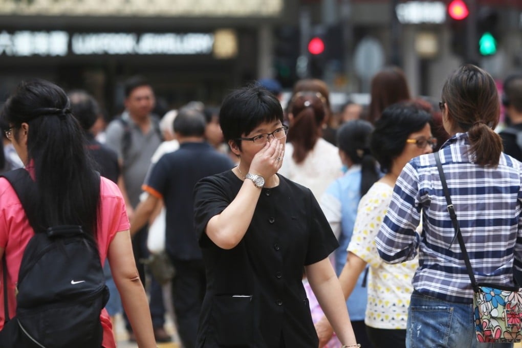 Roadside nitrogen dioxide levels in Hong Kong exceeded the government’s own target 134 times in 2016. The government must consider public health protection to be a priority. Photo: Sam Tsang