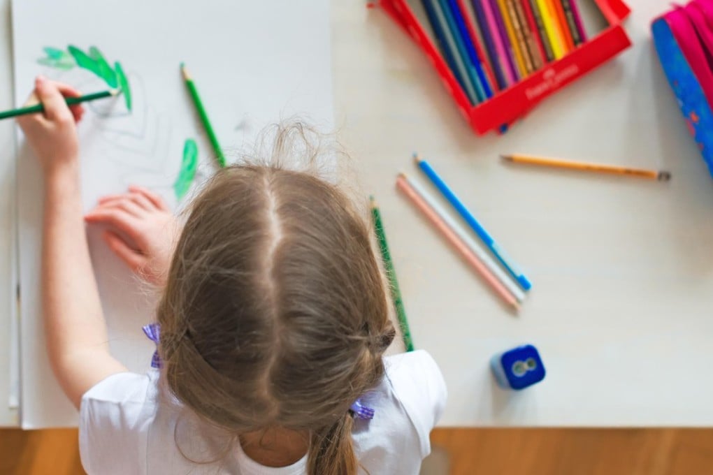 Teachers need to help accommodate left-handed students in the classroom. Photo: Alamy