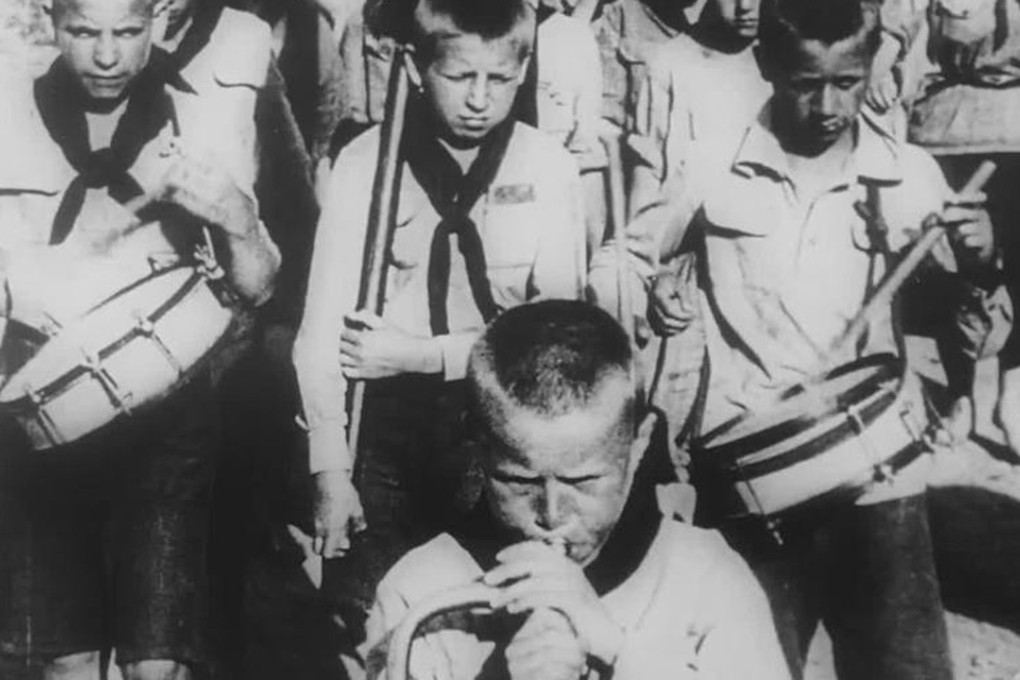 A still from Kino Eye.