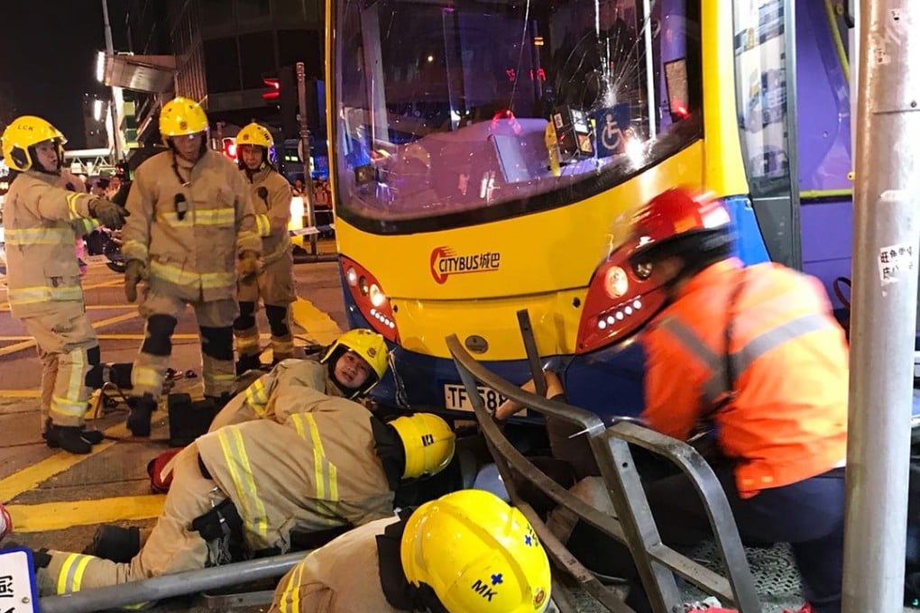 The bus mounted the pavement on Cheung Sha Wan Road. Photo: Roy Issa