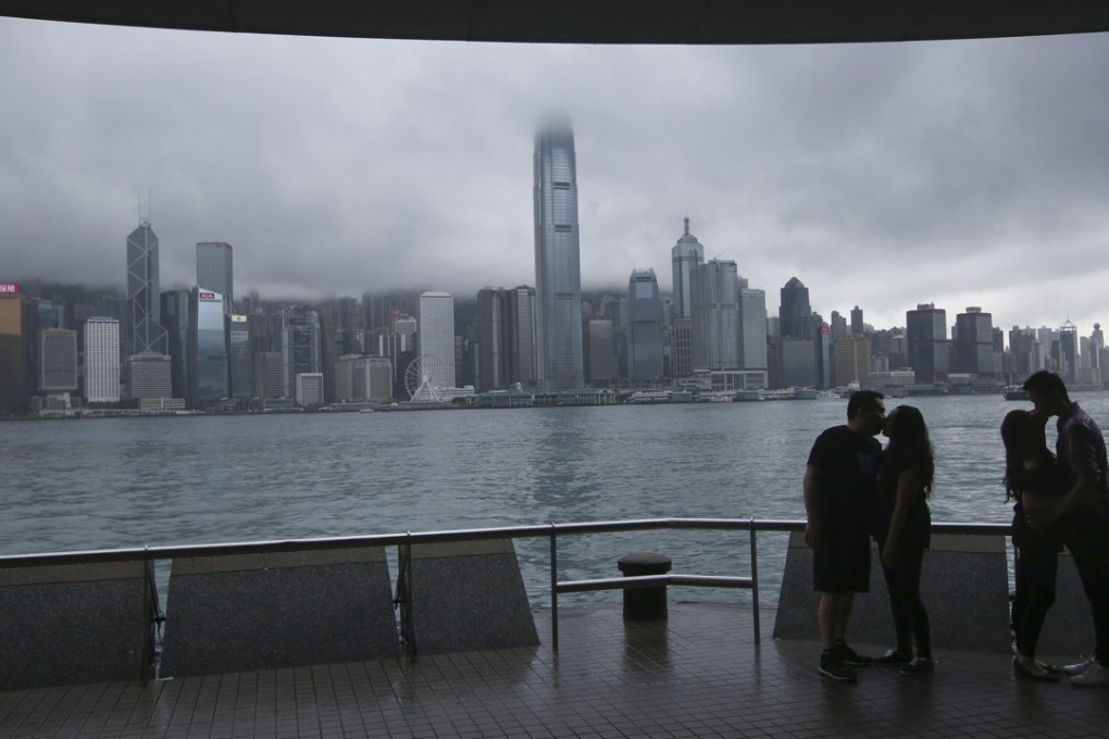 Mainlanders married to Hong Kong spouses and who have relocated to the city generally adapt easier than vice versa. Photo: Sam Tsang