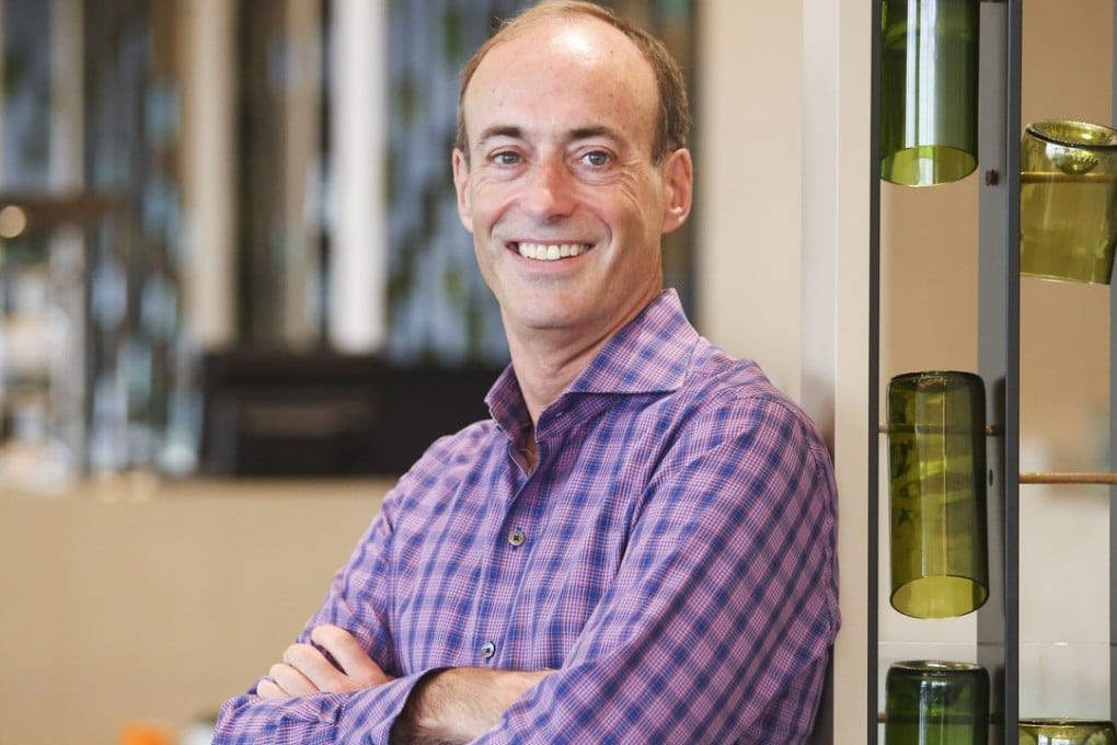 Ronald Vale, co-winner of the Shaw Prize, says he looks up to fellow recipient Ian Gibbons. Photo: David Wong