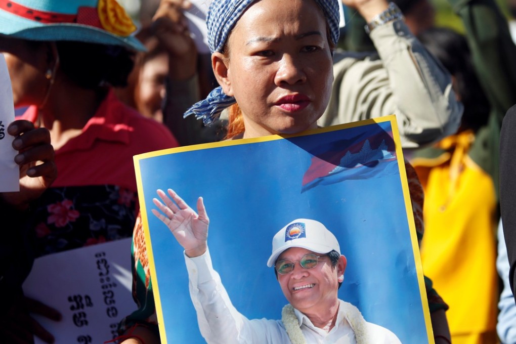 Supporters of Kem Sokha, jailed leader of the opposition Cambodia National Rescue Party, rally outside the country’s Appeal Court. According to opposition lawmakers, a large number of CNRP members have fled the country fearing a crackdown on dissent by Prime Minister Hun Sen. Photo: Reuters