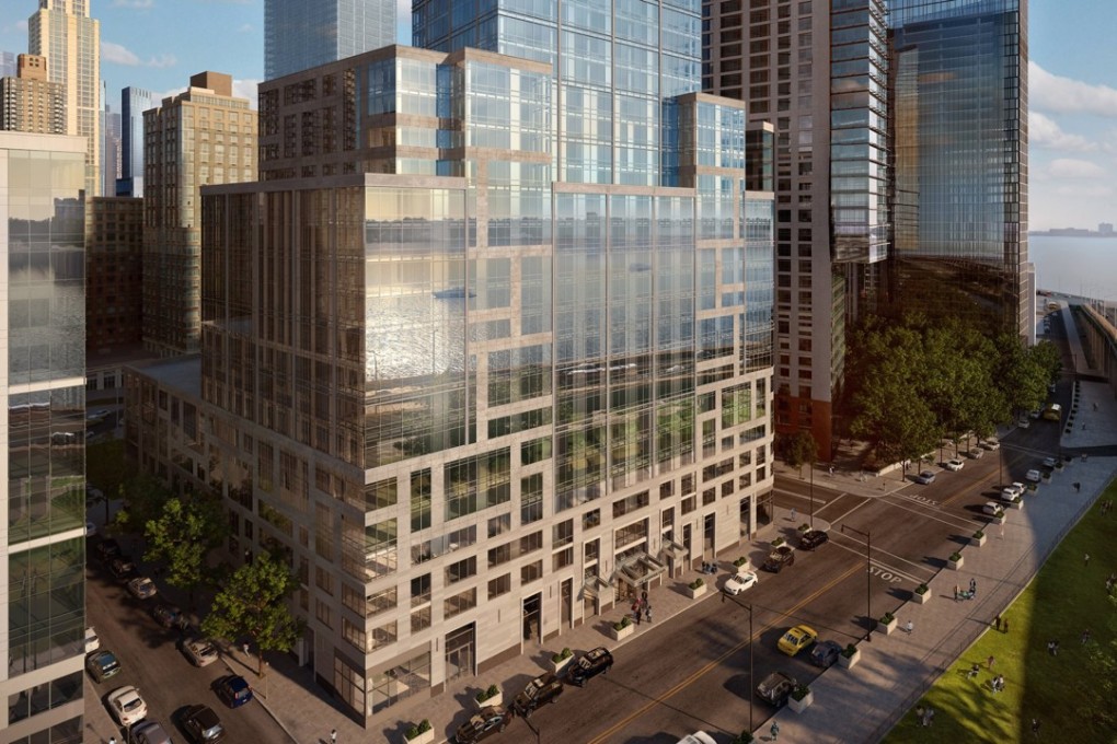 A Manhattan building, 50 Riverside Boulevard, provides two types of housing. Photo: West Hill West Architects