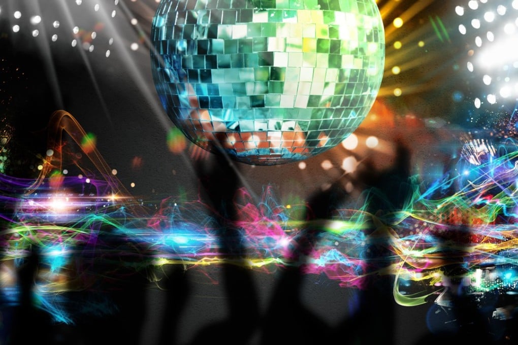 If it’s a disco party, it’s time to bring out the metallics.