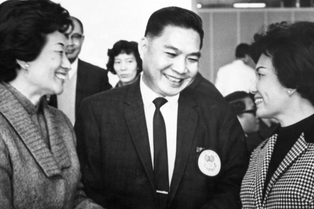 Businessman Cheung Yan-lung with his two wives at Kai Tak Airport, 1968. Pictures: SCMP