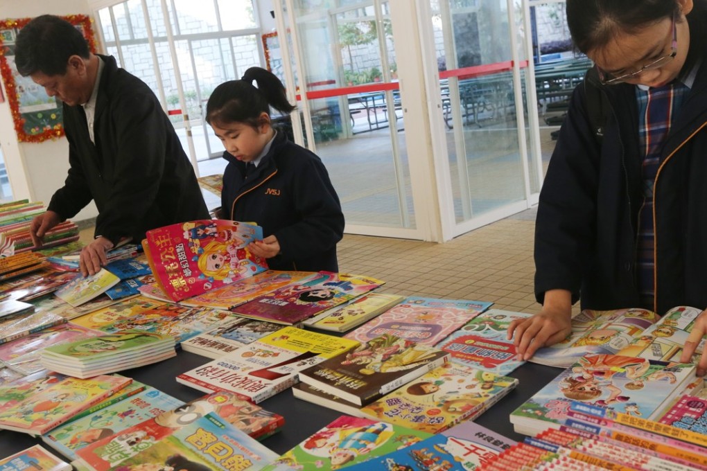 Reusing textbooks can lead to huge savings for parents. Photo: David Wong