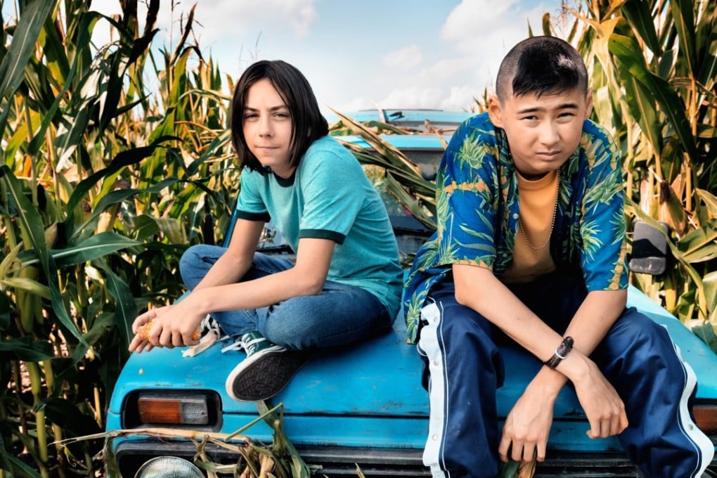 Maik (left; played by Tristan Göbel) and Tschick (Anand Batbileg) in Goodbye Berlin.