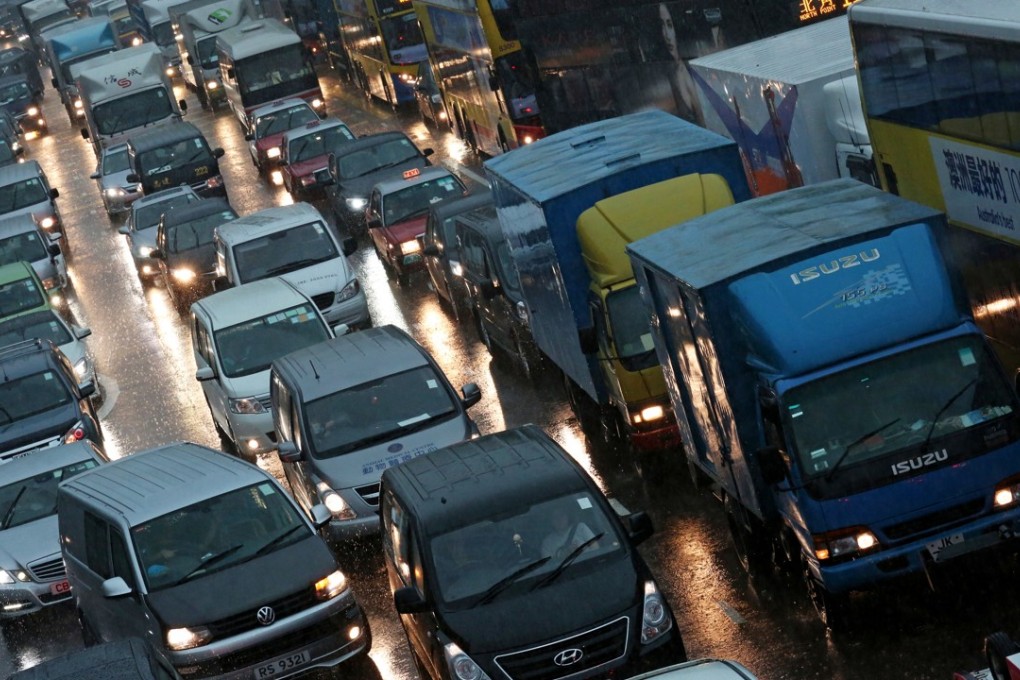 Traffic is gridlocked in Hung Hom. The implementation of smart traffic technology in Hong Kong would benefit people’s livelihoods and allow the city to share in a huge market. Photo: Nora Tam