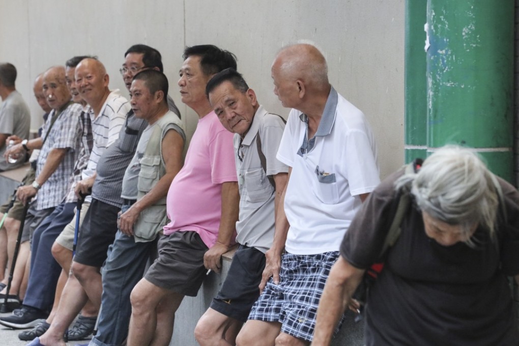 Elderly people around Sham Shui Po. Photo: SCMP/Felix Wong