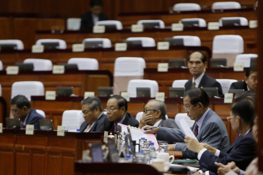 Cambodian Prime Minister Hun Sen (second from right) at a meeting of the National Assembly in Phnom Penh. Photo: EPA