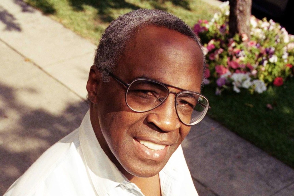 Robert Guillaume poses for a portrait in Los Angeles in 1991. Guillaume, who won Emmy Awards for his roles on Soap and Benson, died Tuesday. Photo: AP