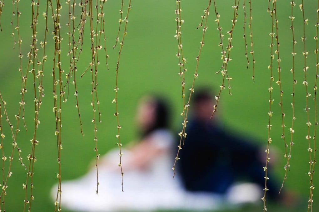 In the first six months of the year, 1.85 million people registered for divorce with the civil affairs authority. Photo: Xinhua