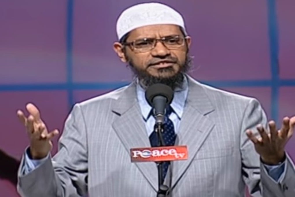Indian Muslim televangelist Zakir, who has been banned in the UK, has been given permanent residency in Malaysia, and embraced by top government officials. Photo: YouTube