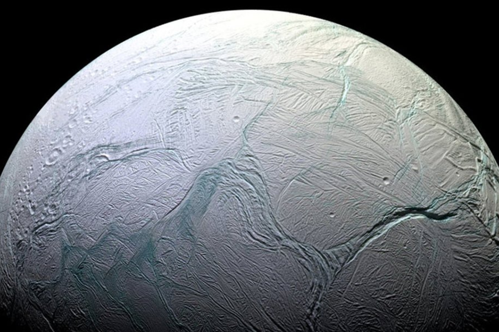 A photograph of Enceladus, an icy moon of Saturn, taken by NASA's Cassini probe. Photo: NAS/JPL-Caltech