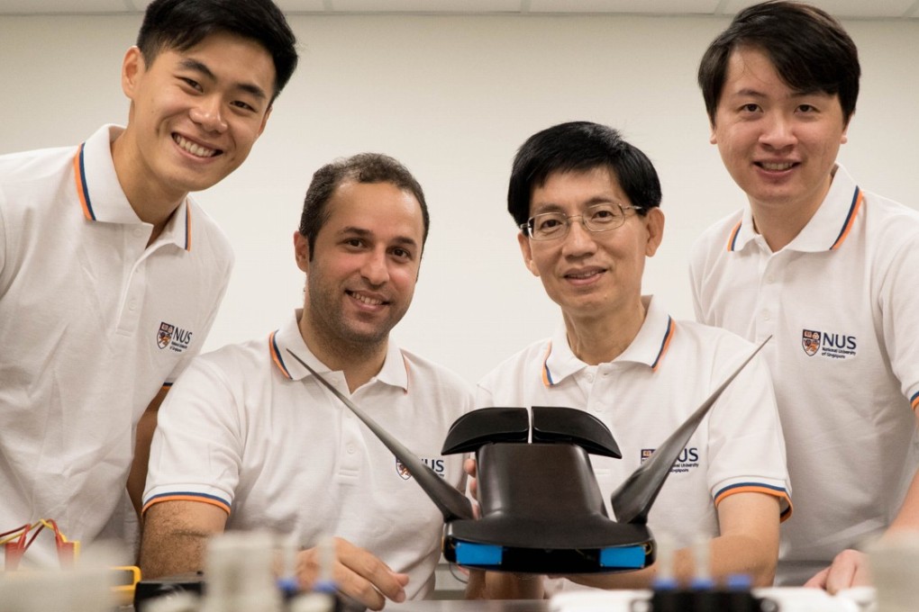 The NUS research team behind the MantaDroid was led by Asssociate Professsor Chew Chee Meng (second from right). Photo: National University of Singapore
